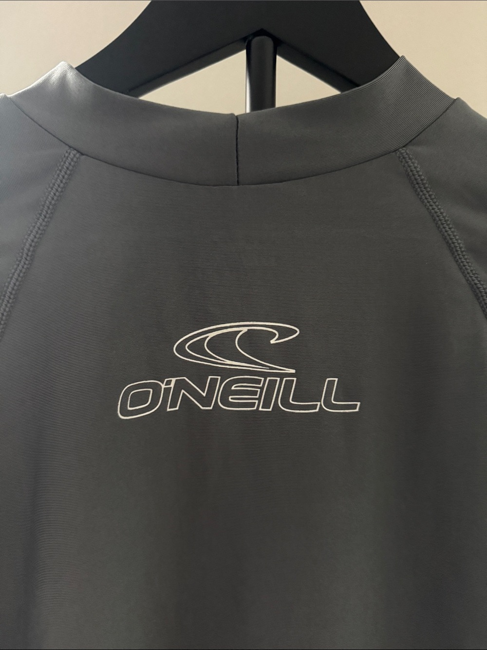 O'Neill Basic Skins 50+ L/S Rash ‘Smoke’ - Picture 6 of 6